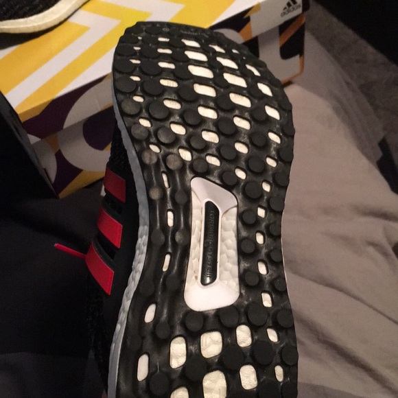 Adidas ultraboost 4.0 Chinese New Year - Picture 2 of 2